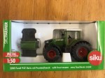 Siku 2000 Fendt 942 met maaier